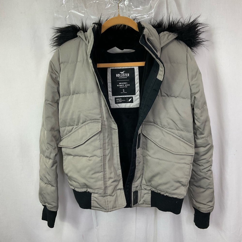 Hollister Gray Black Faux Fur Trim Hooded Ultimate Puffer Bomber Jacket Size S - Picture 3 of 15